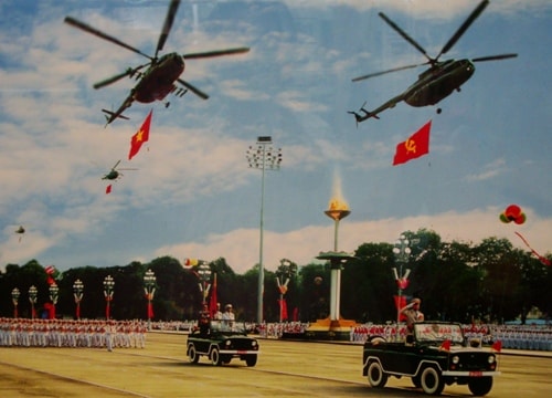 Lễ diễu binh kỷ niệm 1.000 năm Thăng Long - Hà  Nội