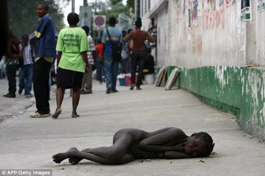 Dân Haiti đang tuyệt vọng - hình ảnh gây sốc ngay trên đường phố