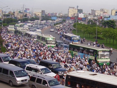 Thách thức lớn của Hiệp hội vận tải ô tô là  an toà n và  ùn tắc giao thông