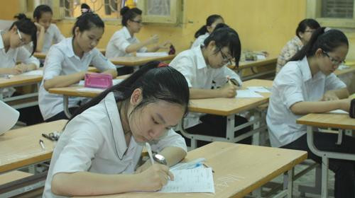 Đử văn lớp 10 tại Hà  Nội gây tranh cãi