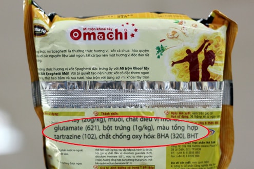Quảng cáo mì gói kiểu ˜gậy ông đập lưng ông™