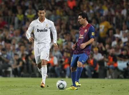 Những ứng viên thách thức Messi, Ronaldo ở cuộc đua già nh Chiếc già y và ng