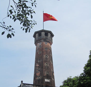 Cột cờ Hà  Nội chuyển tên thành... Kỳ đài