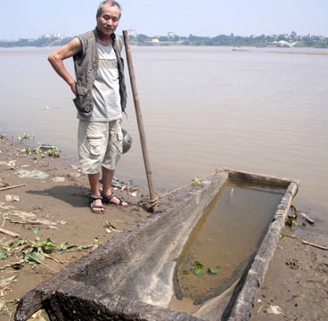 Hà  Nội: Phát hiện quan tà i cổ dạt và o bến Chương Dương