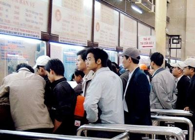 Vé tà u Tết Hà  Nội tăng giá cao nhất tới 39%