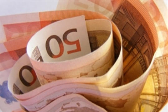 Nguy cơ suy thoái đồng euro và  Mử¹ đe dọa châu à