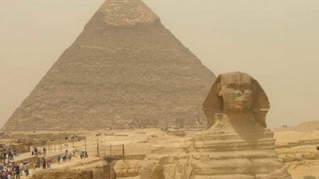 Sáng tỏ bí ẩn của kim tự tháp lớn nhất ở Ai Cập