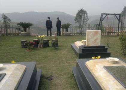 Hà  Nội: Địa ốc 'chết', đất nghĩa trang vẫn sốt giật mình