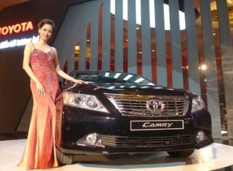 Toyota Việt Nam ra mắt Camry phiên bản mới 2012