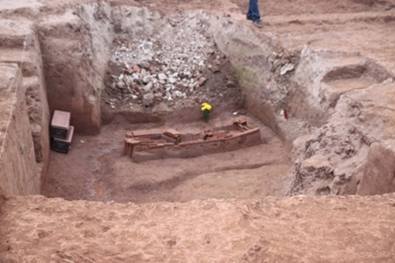 Hà  Nội: Ngôi mộ cổ trên đường Bưởi đã trên 1.000 năm tuổi?