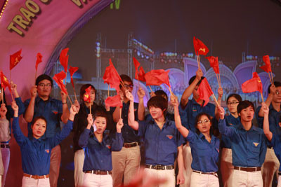 10 gương mặt trẻ Việt Nam tiêu biểu năm 2012
