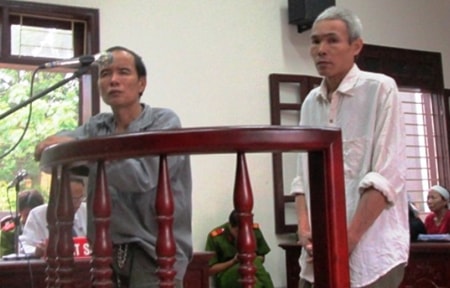 Giết anh vợ vì tranh chấp đất đai