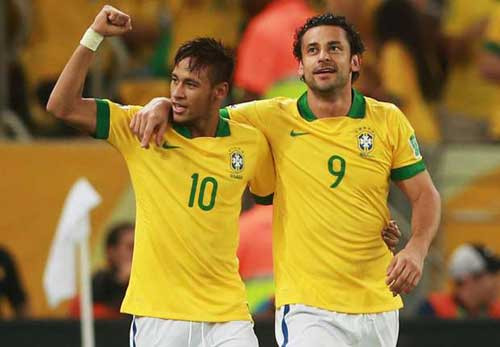 Brazil chốt danh sách World Cup: Kaka, Ro vẩu ở nhà 