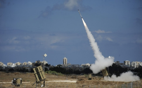 Tin tặc Trung Quốc đánh cắp dữ liệu tên lử­a "Vòm Sắt" của Israel