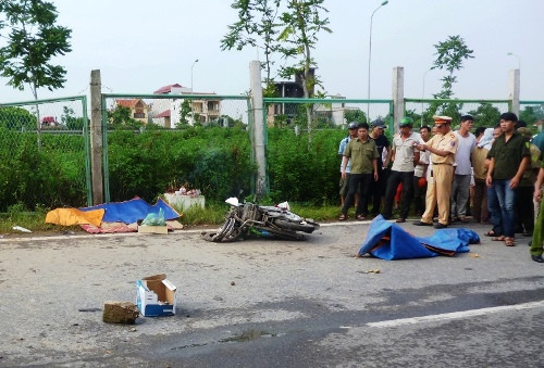 Hà  Nội: Tai nạn nghiêm trọng, 1 người tử­ vong tại chỗ