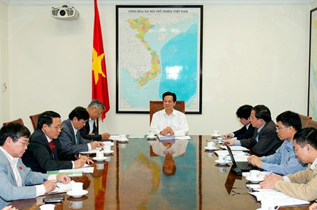 Thủ tướng là m việc với lãnh đạo tỉnh Quảng Trị