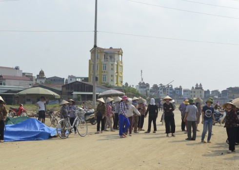 Bắc Ninh: Thu hồi đất trái thẩm quyửn, người dân bức xúc