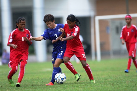 Giải bóng đá nữ U14 châu à 2015- khu vực ĐNà (bảng A, ngà y 24/6): Thái Lan vs Campuchia: 1-0