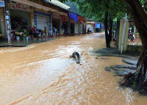 Hà  Nội hỗ trợ 4 tỷ đồng khắc phục thiệt hại do mưa lũ  cho tỉnh Quảng Ninh