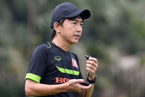 HLV Toshiya Miura dự Lễ bốc thăm VCK U23 châu à 2016