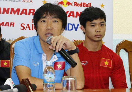 HLV Miura: Sẽ tốt cho U 23 Việt Nam trong việc là m quen với cách chơi bóng tốc độ cao"