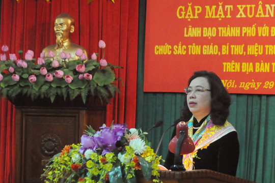 Hà  Nội gặp mặt đại biểu văn nghệ sĩ, trí thức, chức sắc tôn giáo