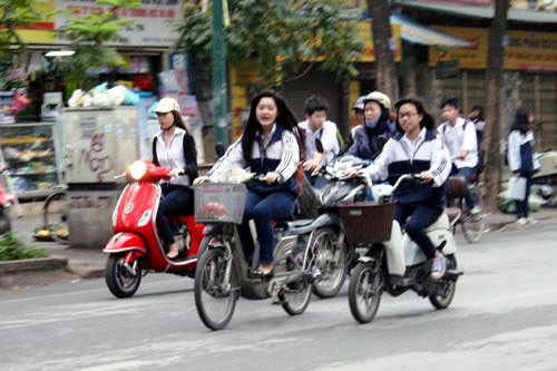Hà  Nội: Học sinh vi phạm giao thông nhiửu lần, sẽ bị cho nghỉ học một tuần