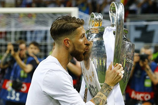 Real Madrid già nh Undecima: Siêu anh hùng Ramos