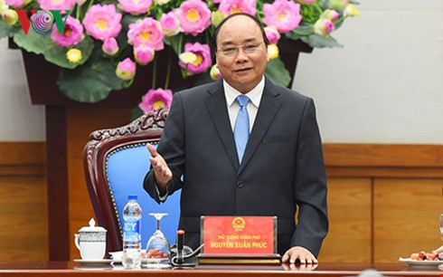 Thủ tướng Nguyễn Xuân Phúc mong báo chí đồng hà nh cùng doanh nghiệp