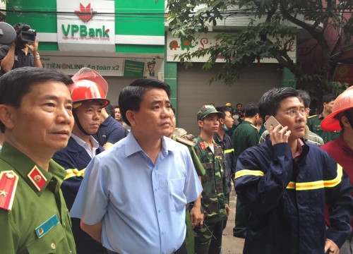 Hà  Nội: Sập nhà  3 tầng gần phố cổ, 2 người chết