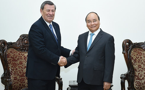 Thủ tướng Nguyễn Xuân Phúc tiếp Bộ trưởng Ngoại giao Cộng hòa Đông Uruguay
