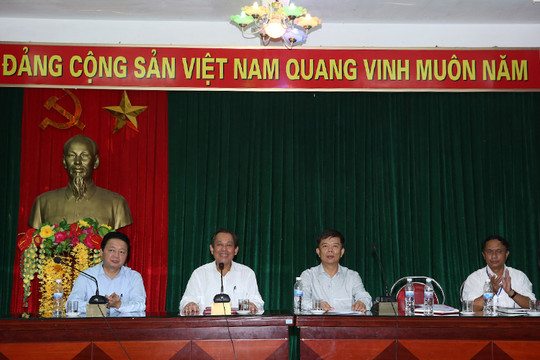 Phó Thủ tướng Trương Hòa Bình gặp gỡ ngư dân, giáo dân Xuân Hoà , Quảng Bình