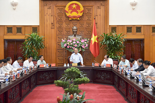 Thủ tướng Nguyễn Xuân Phúc là m việc với lãnh đạo chủ chốt tỉnh Sóc Trăng
