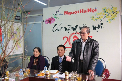 Báo Người Hà  Nội gặp mặt cán bộ hưu trí Xuân Đinh Dậu 2017