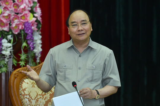 Thủ tướng ấn tượng với sự phát triển của Ninh Bình, một tỉnh nhử là m được nhiửu việc lớn