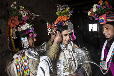 Bí ẩn về bộ tộc thoải mái sống trên dãy Himalayas
