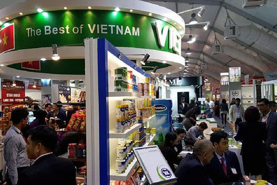 Để hàng Việt tiếp cận mạng phân phối nước ngoài