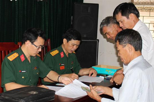 Huyện Ứng Hòa: Hơn 10.500 đối tượng được chi trả trợ cấp