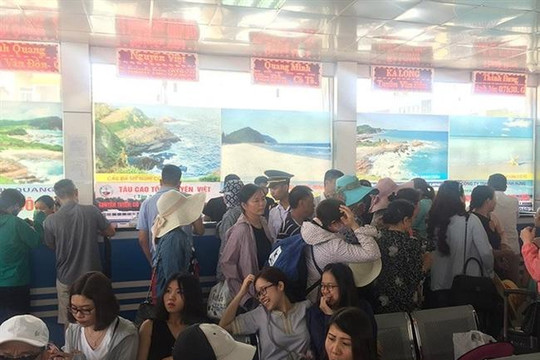 Bão số 2: Hơn 3.500 du khách mắc kẹt ở đảo Cô Tô