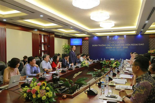 Tập đoàn FLC gặp mặt các Trưởng cơ quan đại diện Việt Nam tại nước ngoài