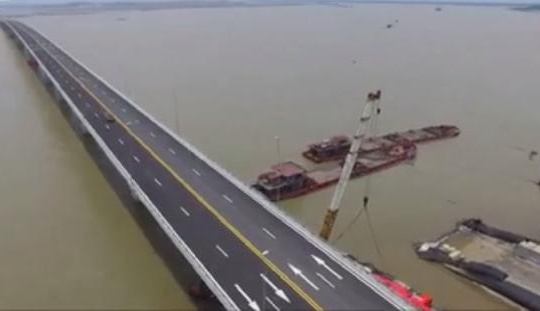 Thông xe cầu vượt biển dài nhất Đông Nam Á