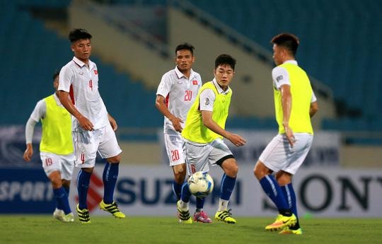 Thắng 5 sao Campuchia, Việt Nam đặt 1 chân vào VCK Asian Cup