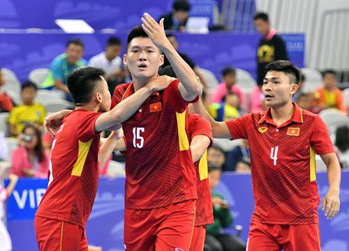 Đội tuyển futsal Việt Nam vượt qua Trung Quốc ở giải quốc tế CFA - 2017
