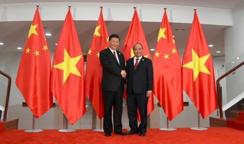 Thủ tướng Nguyễn Xuân Phúc hội kiến với Tổng Bí thư, Chủ tịch Trung Quốc Tập Cận Bình