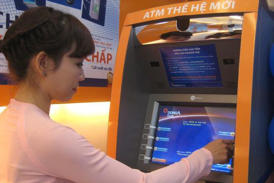 Chủ thẻ ATM có bị khống chế rút 5 triệu đồng/ngày?