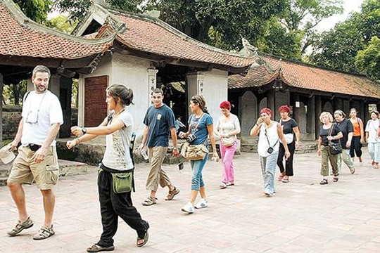 Gần 20 triệu lượt khách du lịch đến Hà Nội