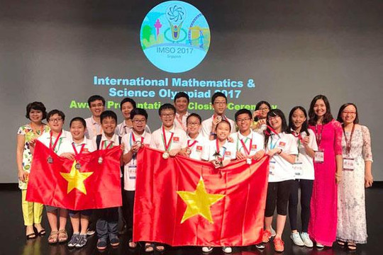 Lần đầu tiên học sinh Việt Nam giành Huy chương vàng môn khoa học