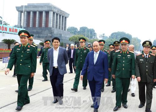 Thủ tướng Nguyễn Xuân Phúc thăm, làm việc với Ban Quản lý Lăng Chủ tịch Hồ Chí Minh