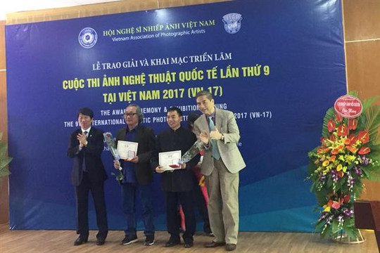 Việt Nam giành 4 huy chương Vàng tại Cuộc thi ảnh nghệ thuật quốc tế lần thứ 9