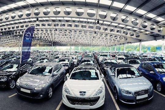 Người Việt đã chi gần 2 tỷ USD cho ôtô nhập